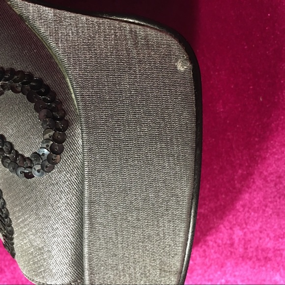 True Vintage 90’s Silver & Sequin Platform Heels - Picture 12 of 16